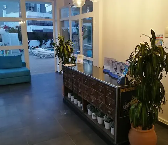 Apartamentos Es Cantó